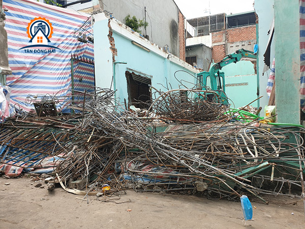 Tháo dỡ nhà cũ tại Cần Thơ