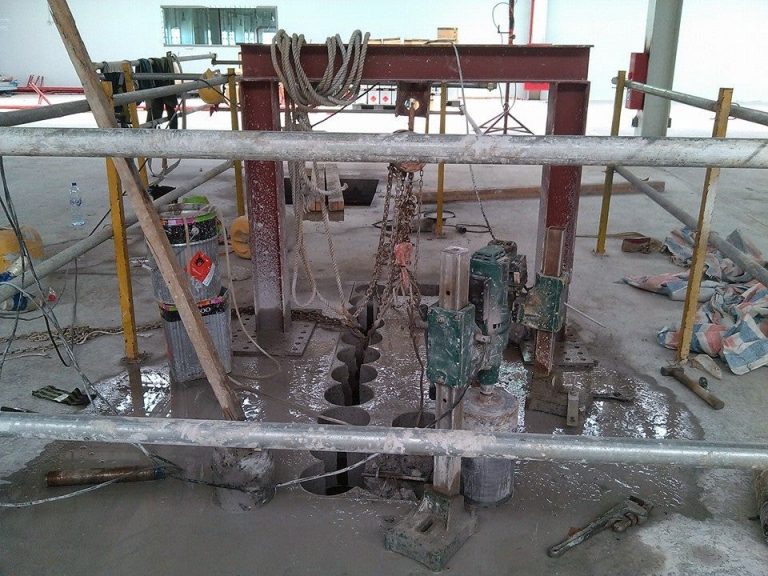 Cắt bê tông bằng dây kim cương tại An Giang