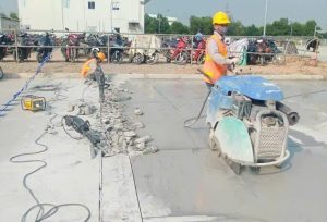 Cắt bê tông bằng dây kim cương tại Khánh Hòa